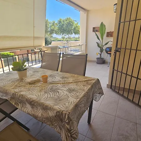 - Playa A 200m Terraza Piscina Padel